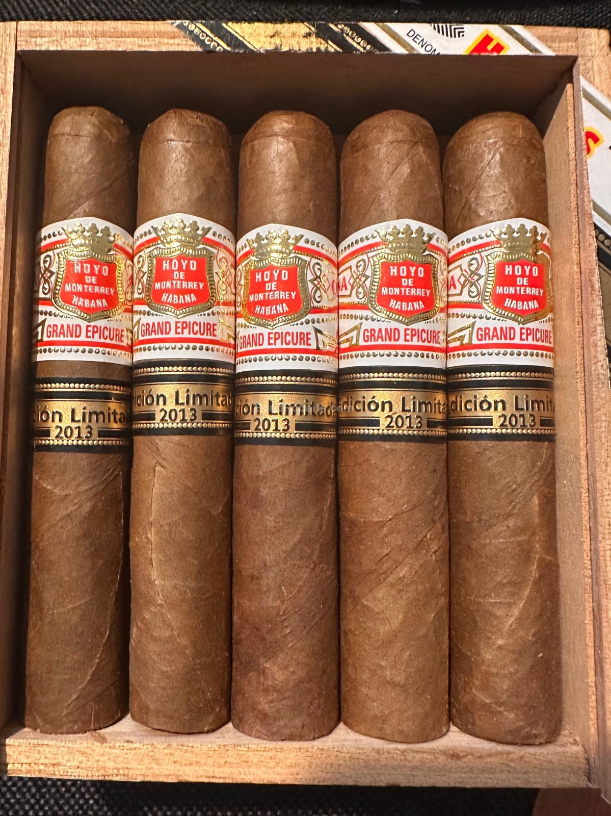 Hoyo de monterrey grand epicure (10) thumbnail 2